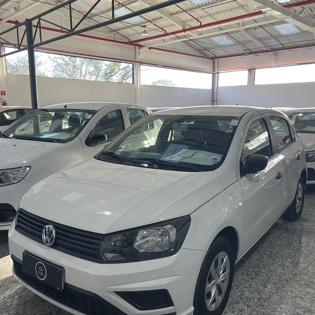 VOLKSWAGEN_GOL_2