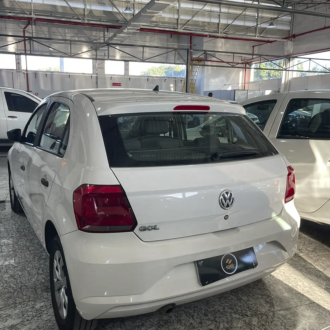 VOLKSWAGEN_GOL_3